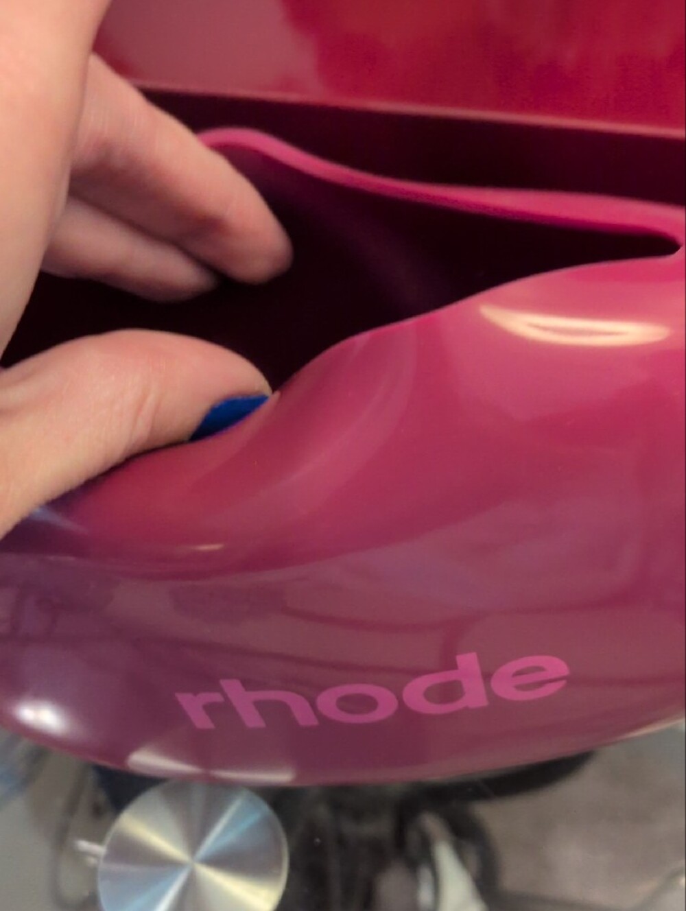 RHODE Raspberry Jellybean Pouch - Picture 2 of 3